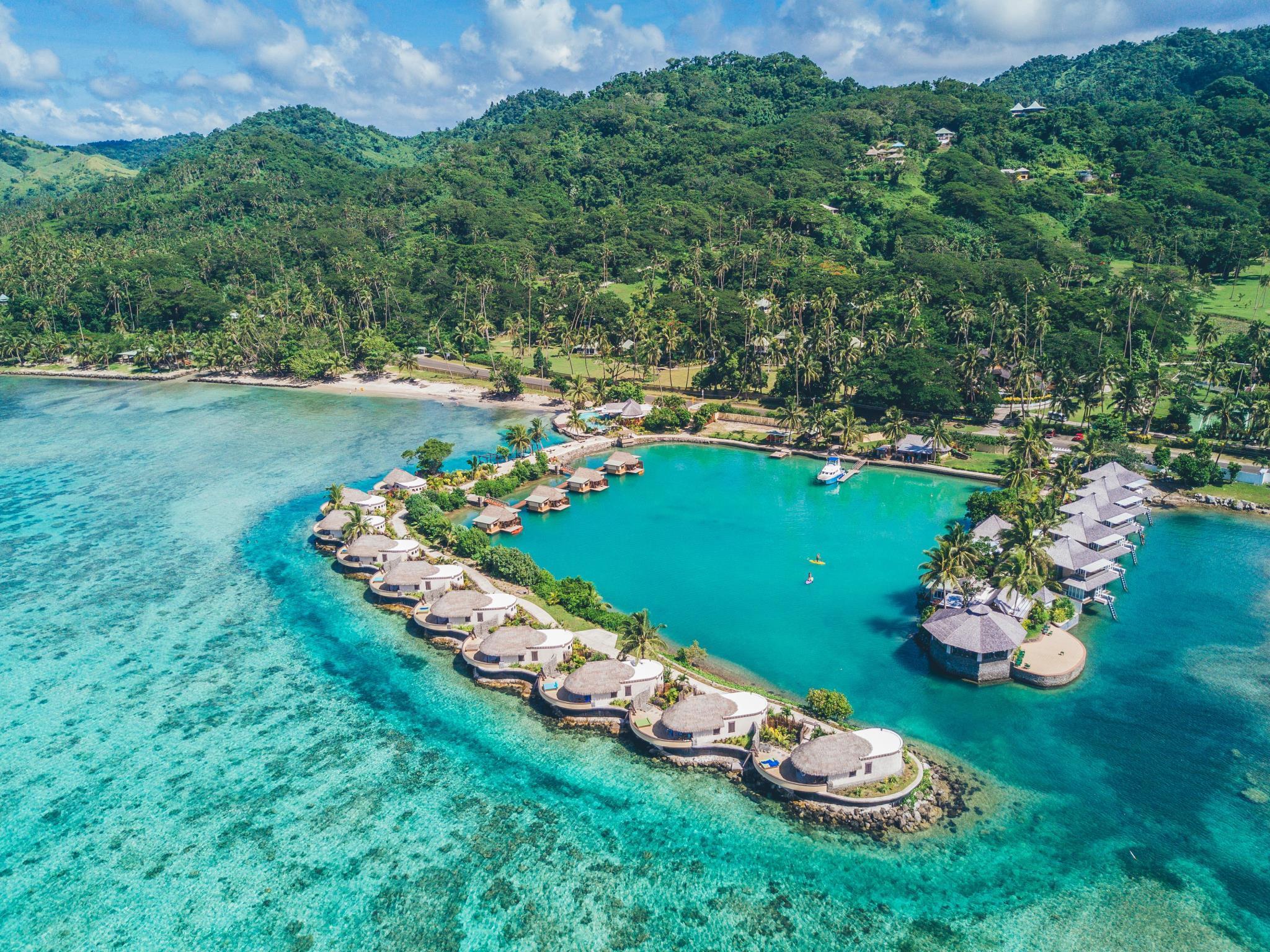 Koro Sun Resort & Rainforest Spa Savusavu Bagian luar foto