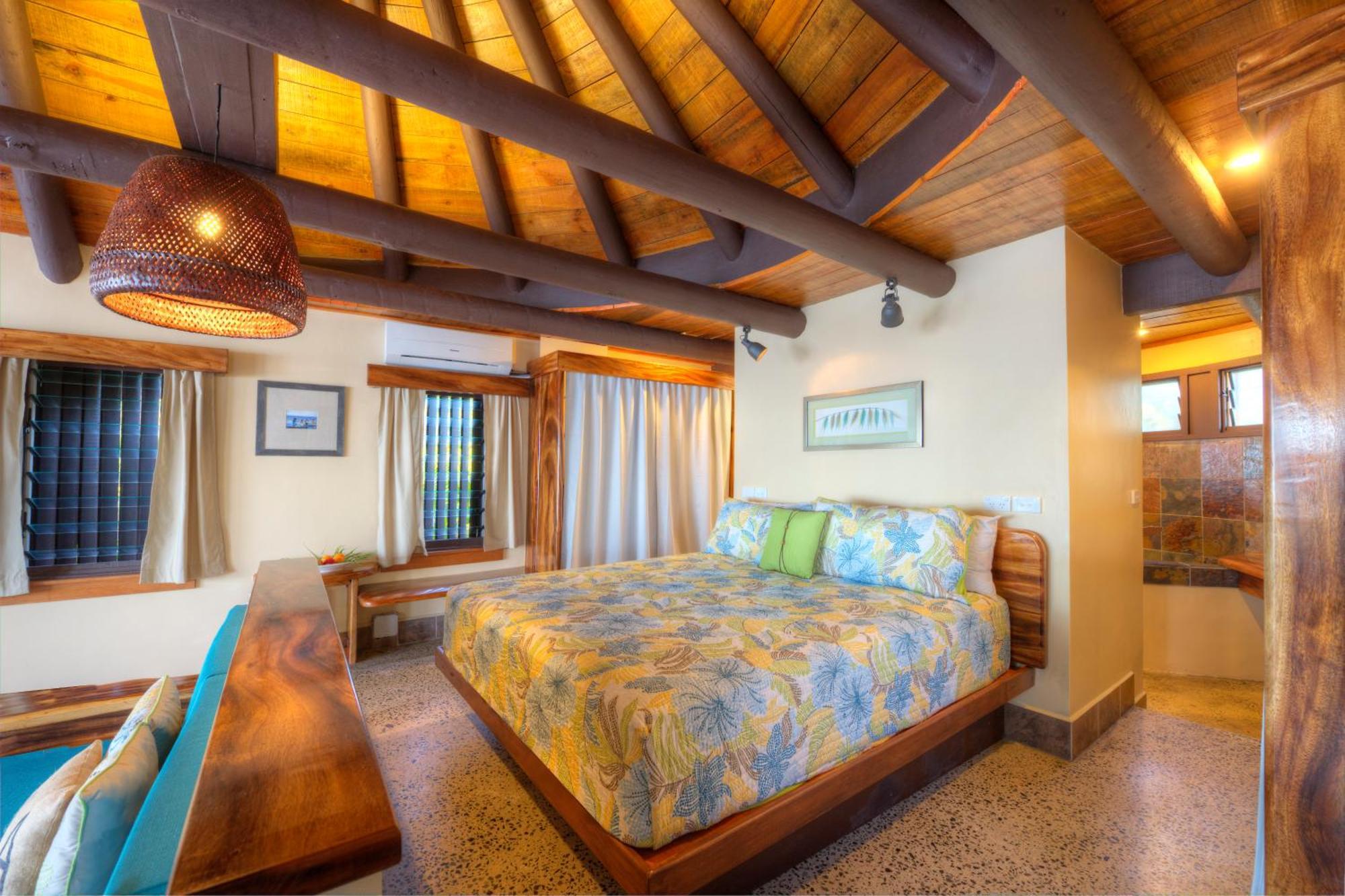 Koro Sun Resort & Rainforest Spa Savusavu Bagian luar foto