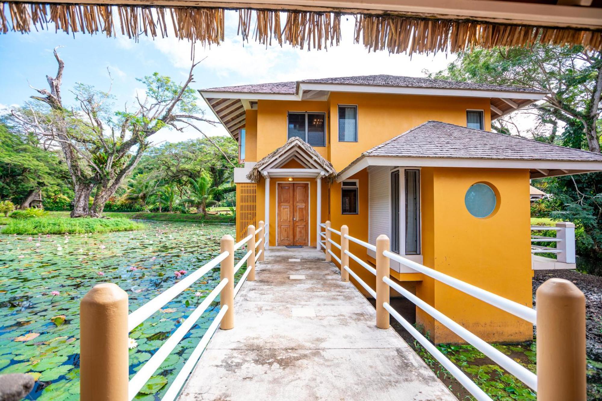 Koro Sun Resort & Rainforest Spa Savusavu Bagian luar foto