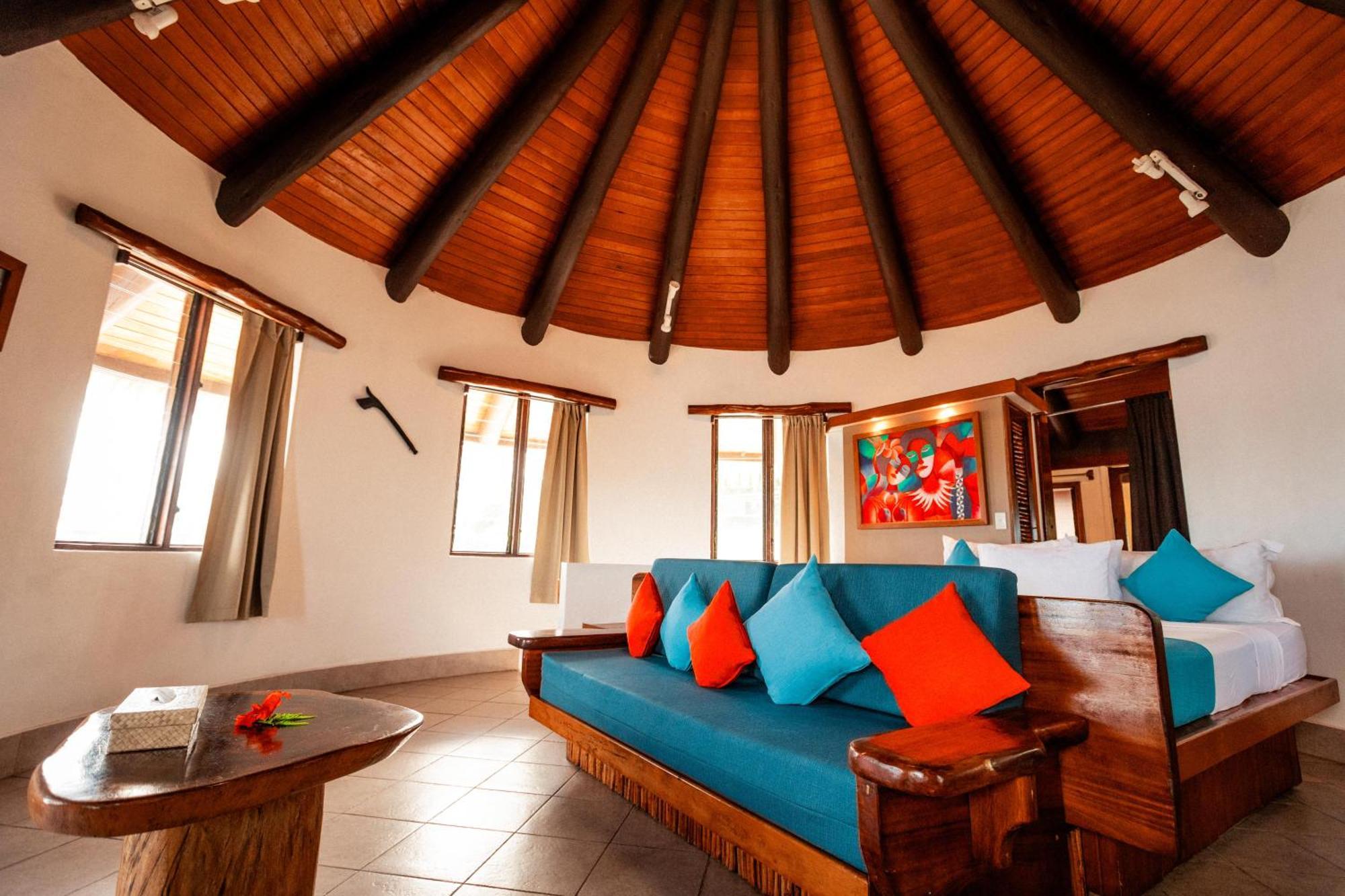 Koro Sun Resort & Rainforest Spa Savusavu Bagian luar foto