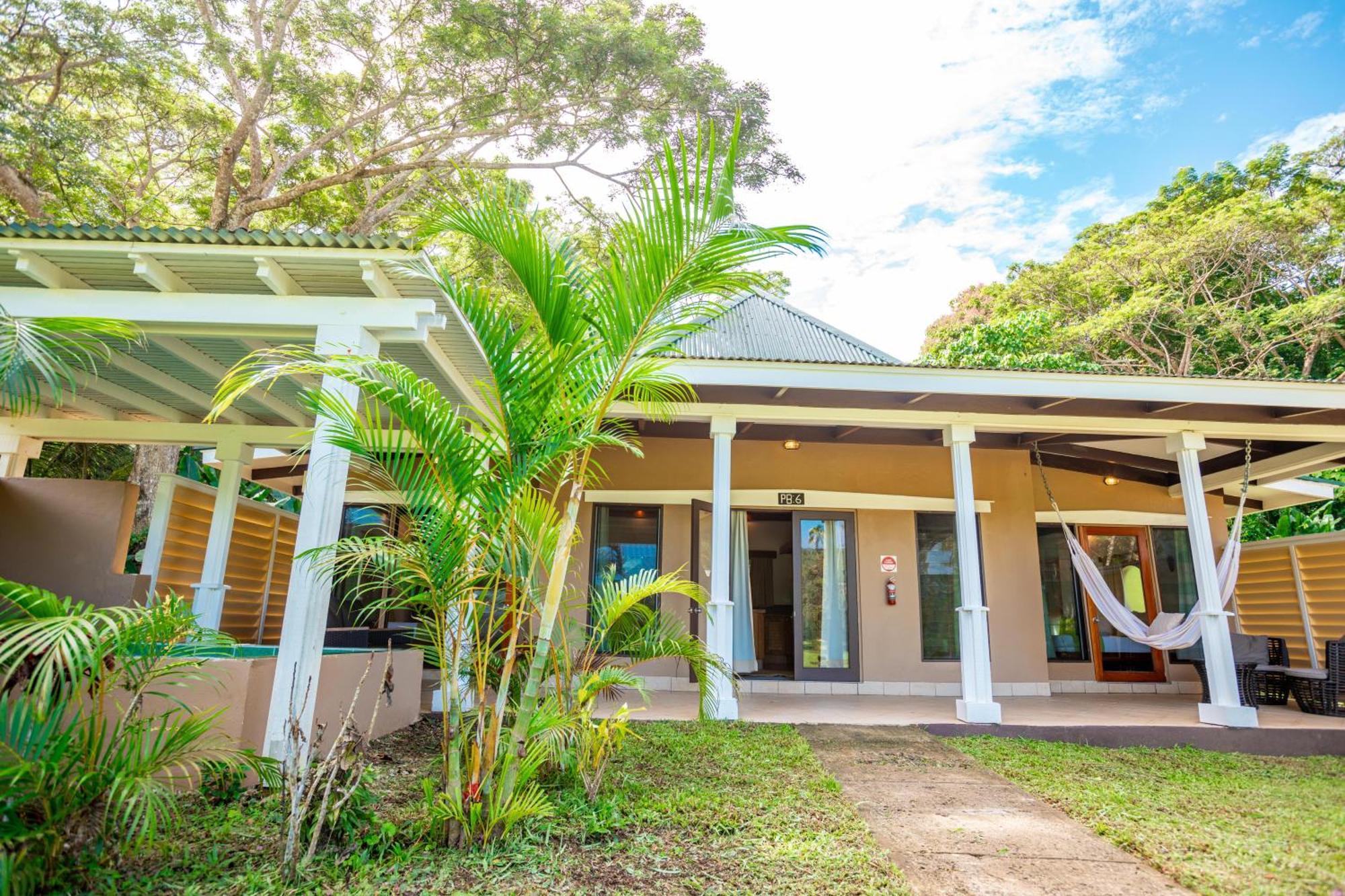 Koro Sun Resort & Rainforest Spa Savusavu Bagian luar foto