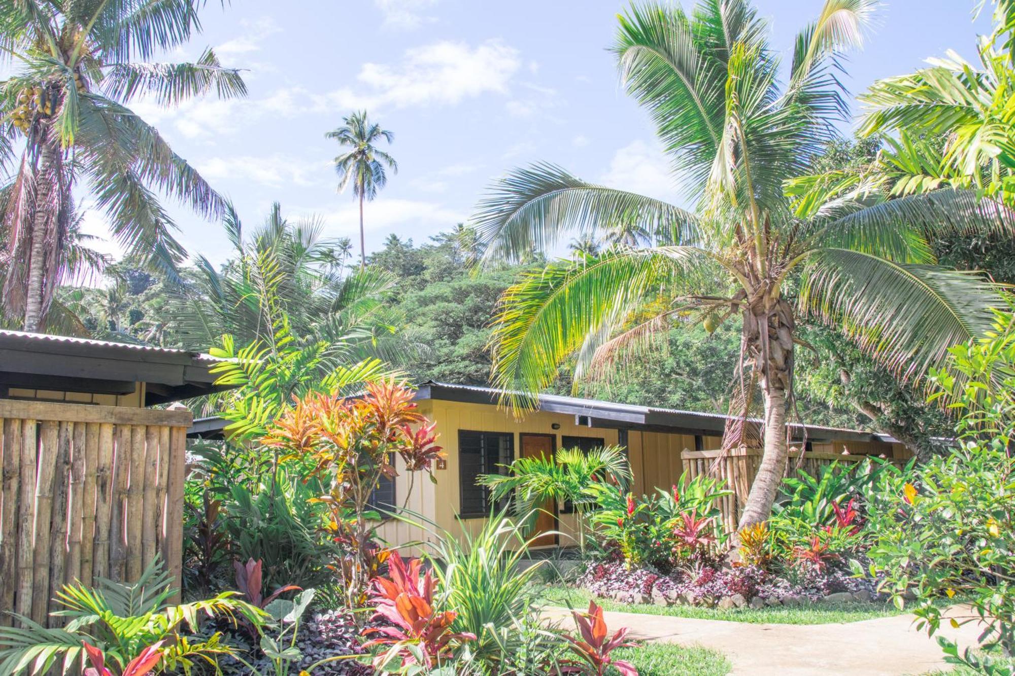 Koro Sun Resort & Rainforest Spa Savusavu Bagian luar foto