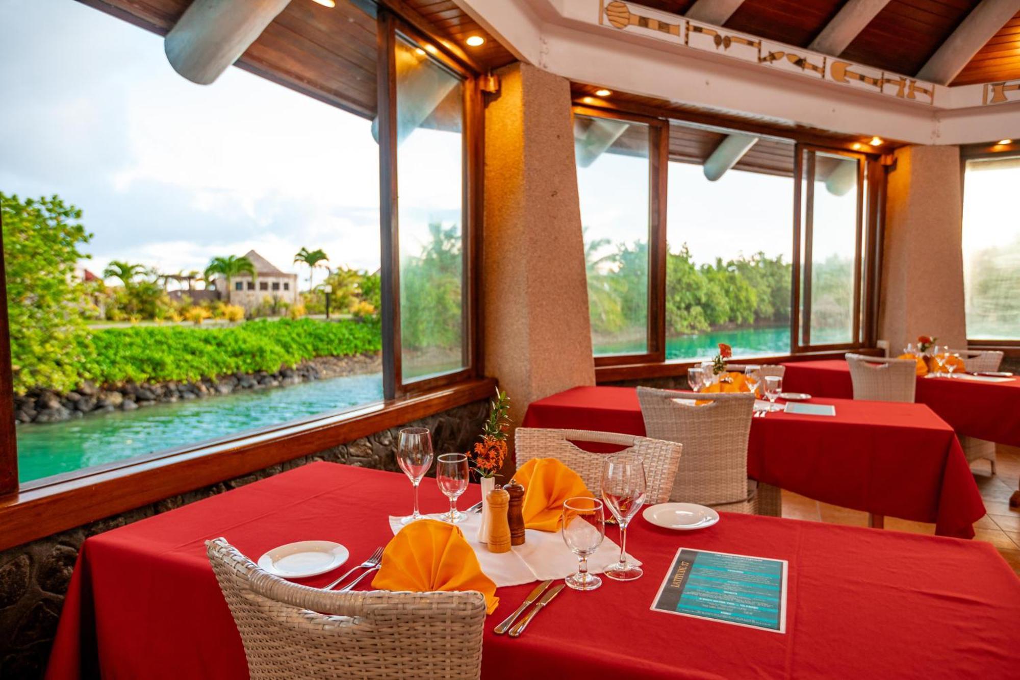 Koro Sun Resort & Rainforest Spa Savusavu Bagian luar foto
