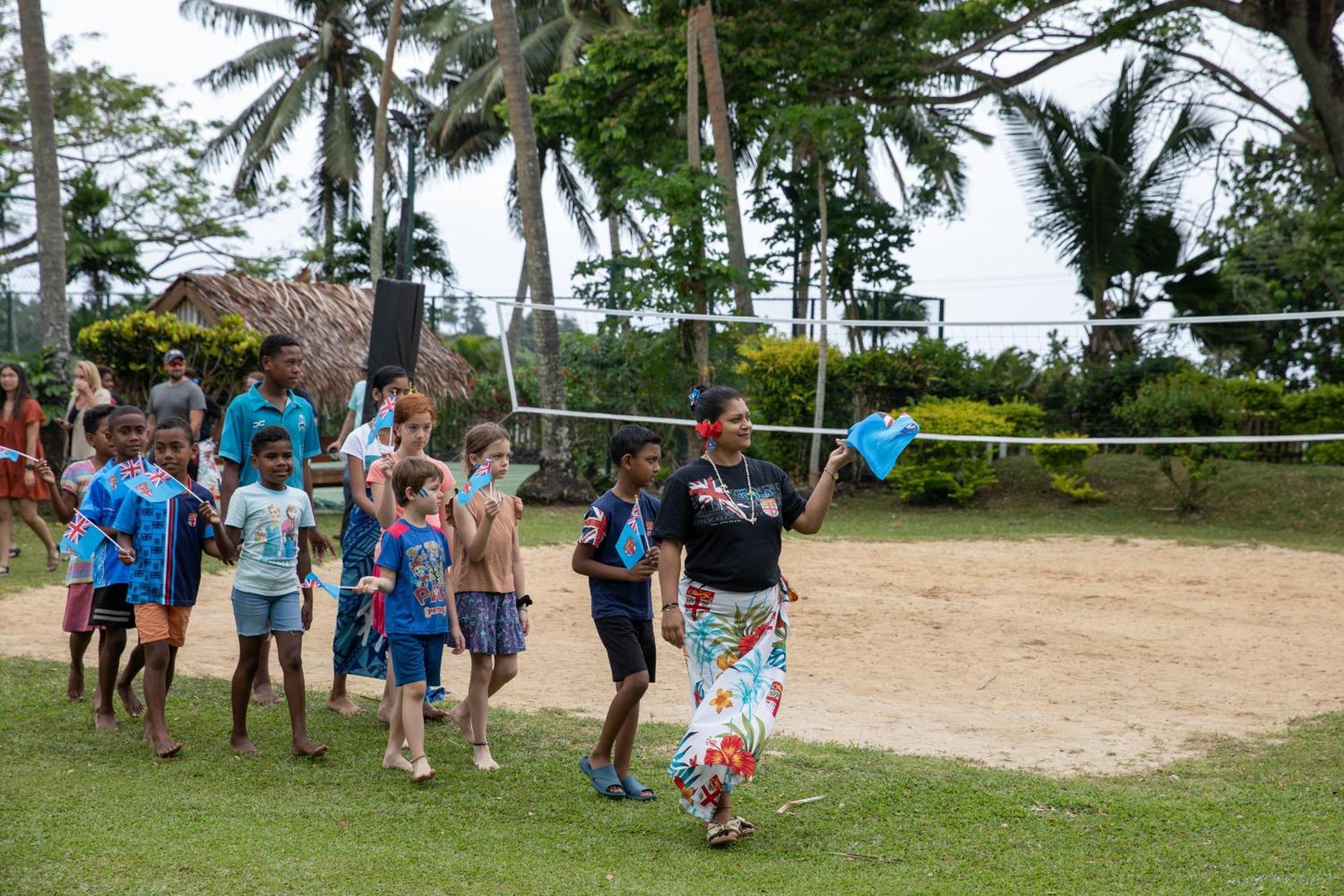Koro Sun Resort & Rainforest Spa Savusavu Bagian luar foto